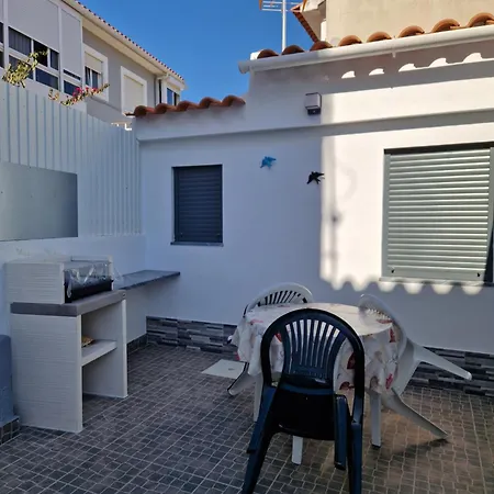 Vivenda Branca Nyaraló Carcavelos