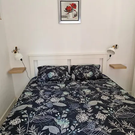 Vivenda Branca Carcavelos (Lisbon)